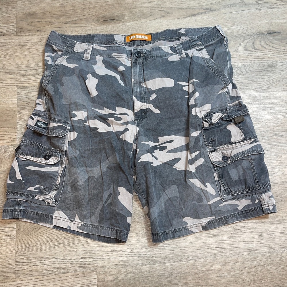 Lee Dungarees Mens Camo Cargo Shorts Gray Camouflage Outdoor Casual Cotton